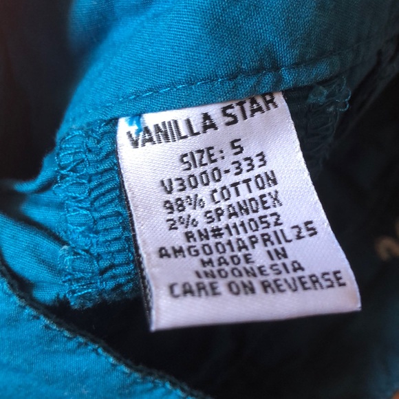 Shorts - Picture 5 of 6